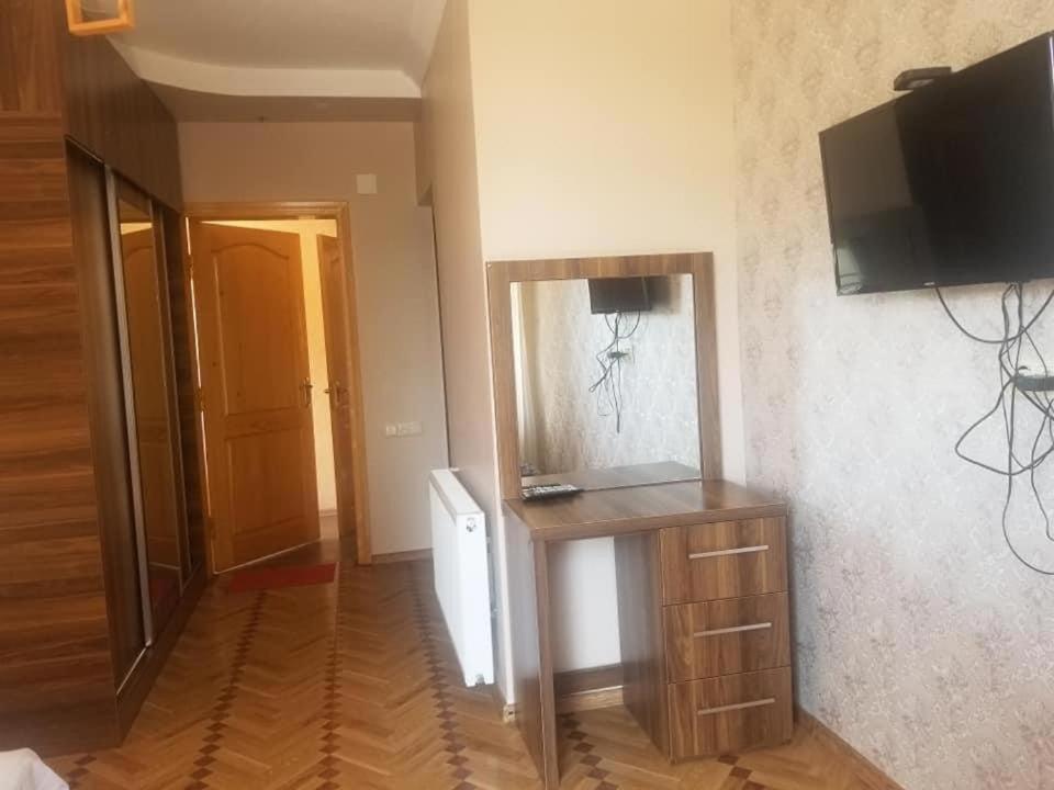 Hotel Guga 코불레티 외부 사진